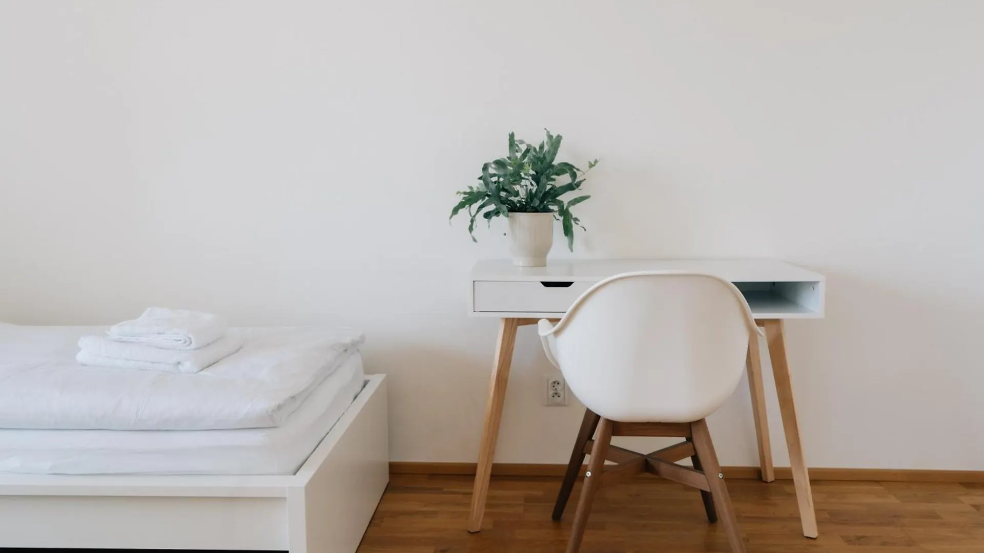 Stylish 110M2 Apartment Near Prague Center 0*,  Τσεχία