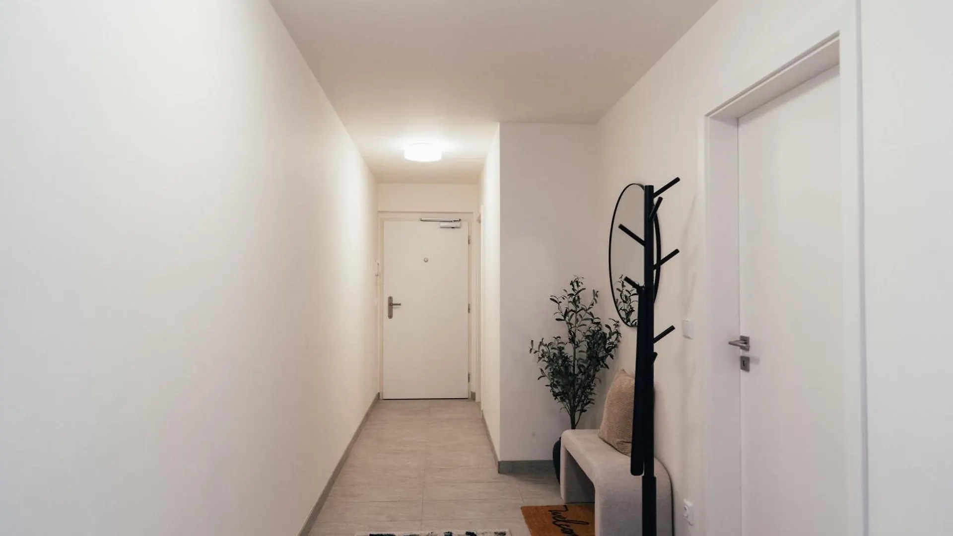 Stylish 110M2 Apartment Near Prague Center Τσεχία